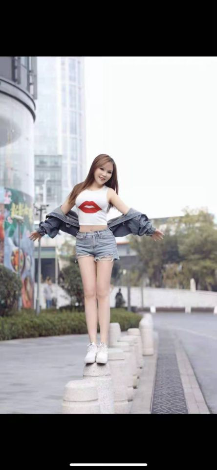 Krissy photo