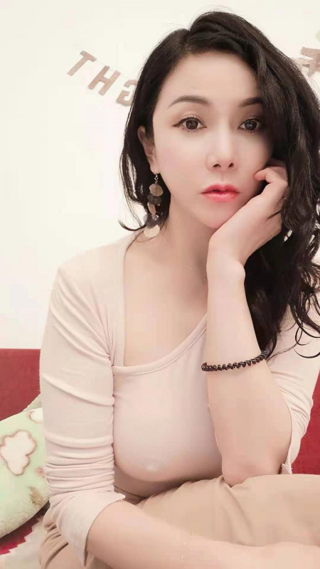 Lihn photo