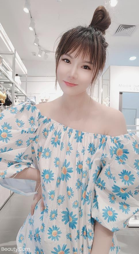 Ticha photo