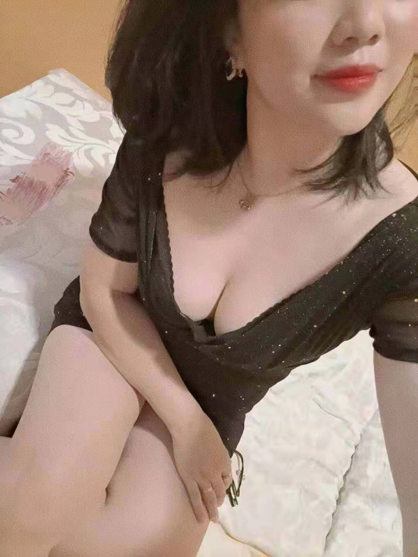 Tori photo