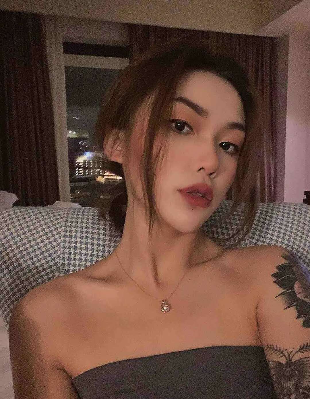 Didnt ask photo