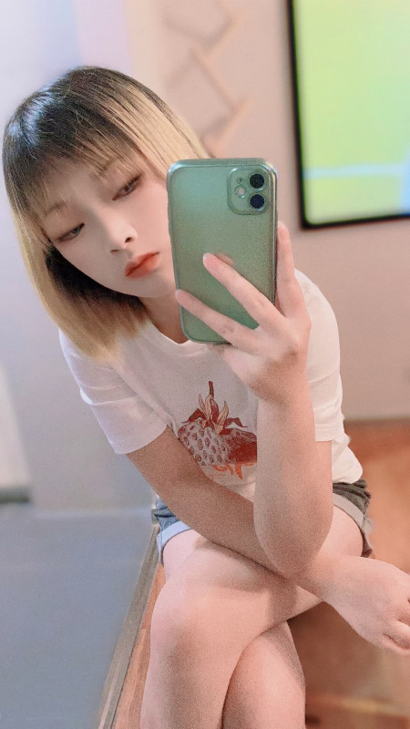 Adi photo