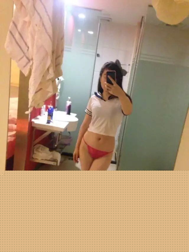 Nia photo