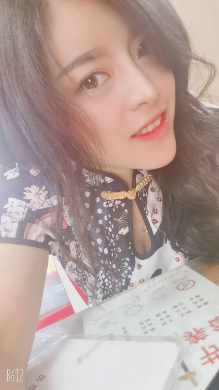 Chrystal photo